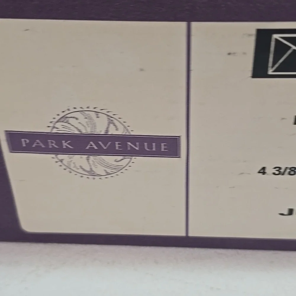 Park Avenue Invitation Envelopes, 5.5 Bar White, 250 Count 4.375